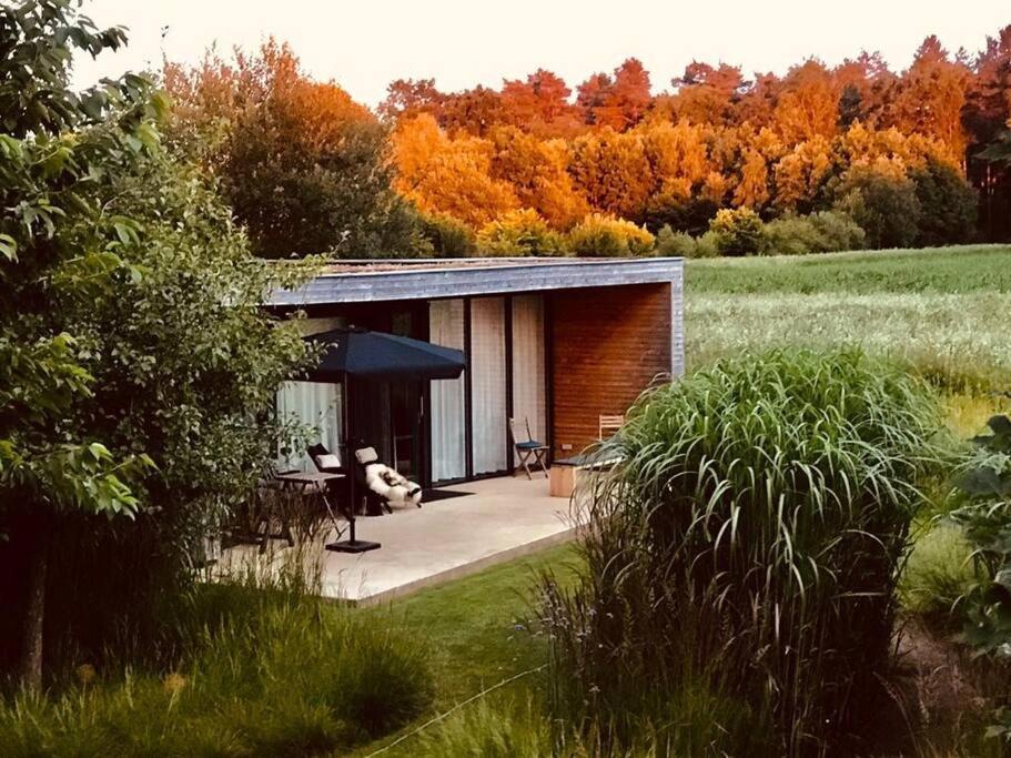 Sfeervol Chalet Midden In De Natuur Halle Exterior photo
